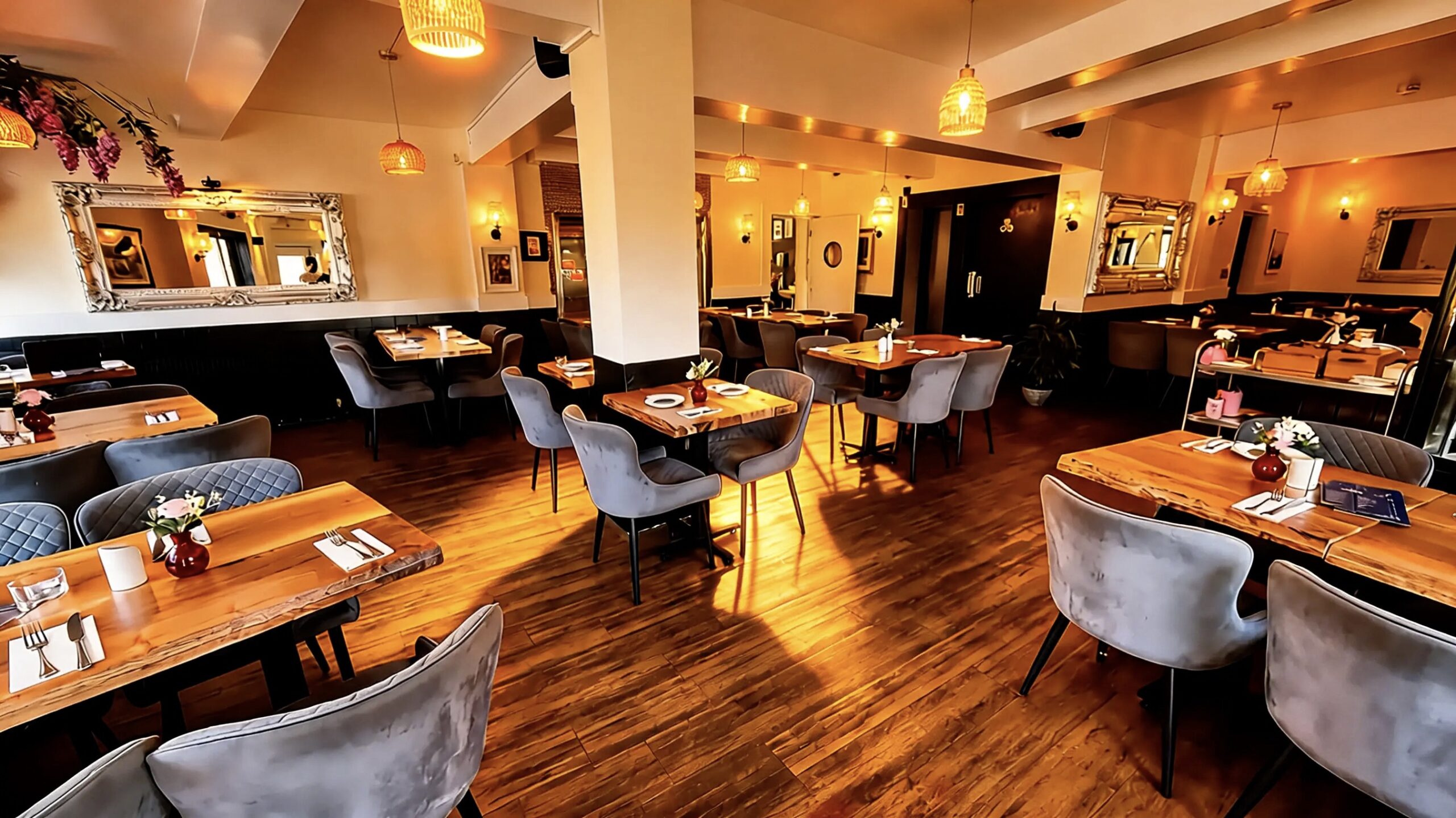 Inside Efes Meze Widnes
